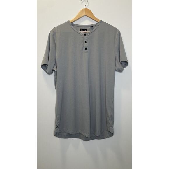 Cuts Clothing Other - Cuts Clothing Shirt Mens XL Gray Split Hem Henley Tee Short Sleeve Soft
